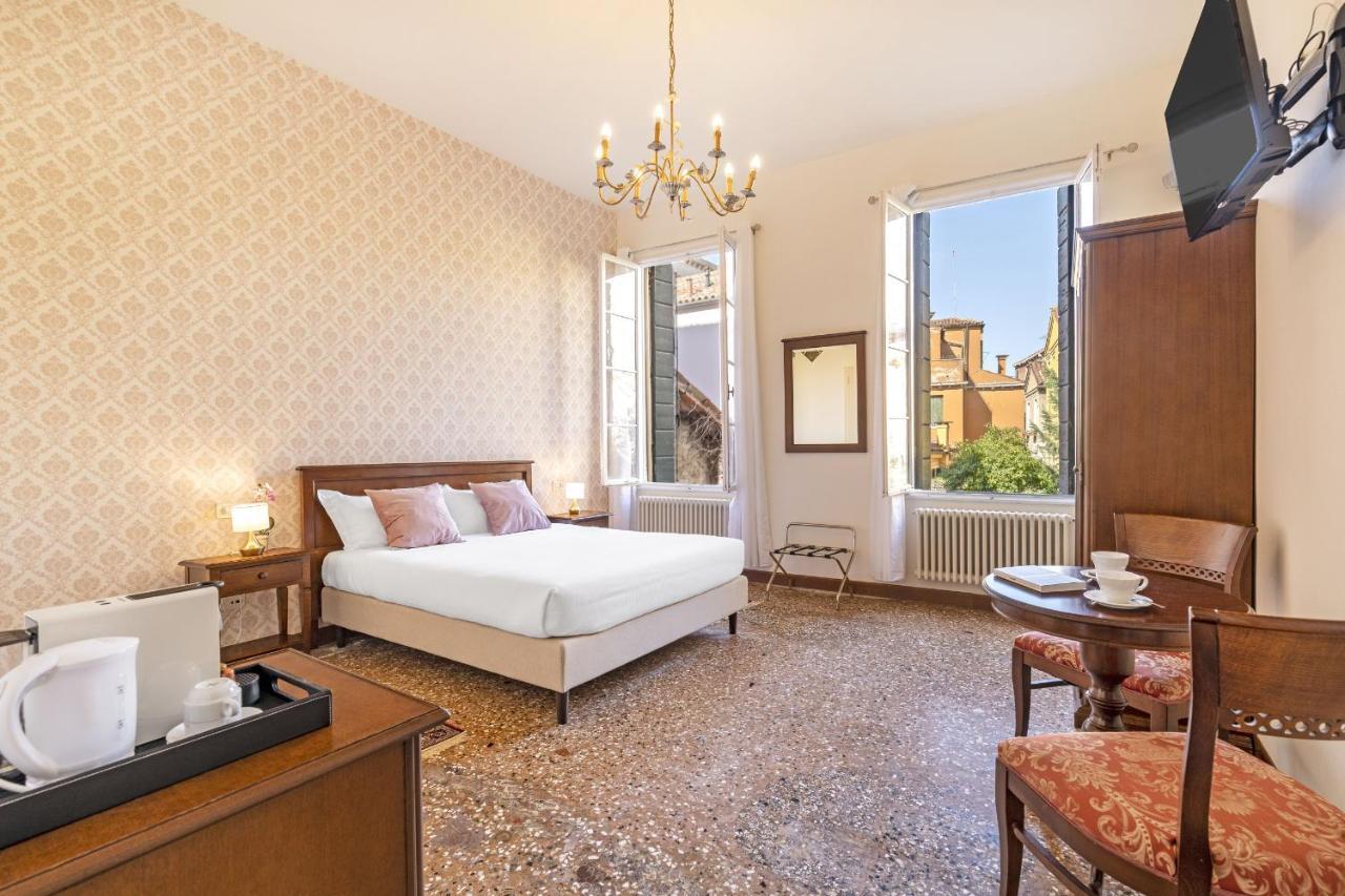 Residenza Centopietre - Dorsoduro Venecia Exterior foto