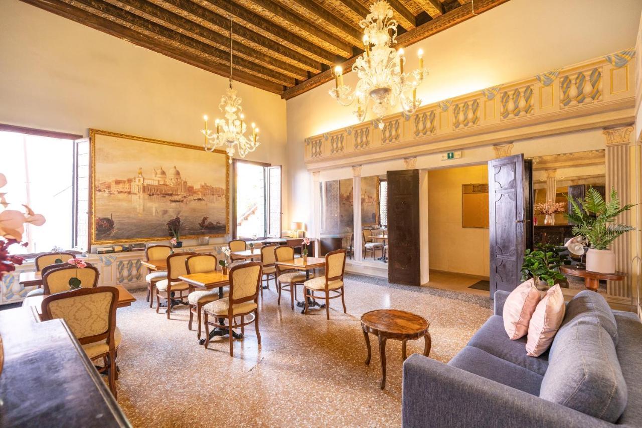 Residenza Centopietre - Dorsoduro Venecia Exterior foto