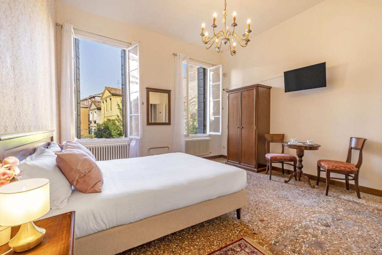 Residenza Centopietre - Dorsoduro Venecia Exterior foto