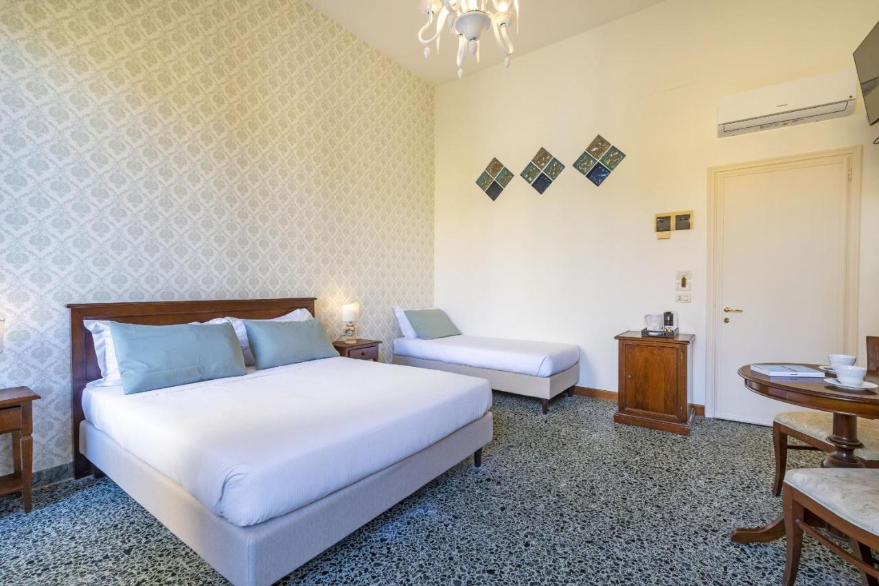 Residenza Centopietre - Dorsoduro Venecia Exterior foto