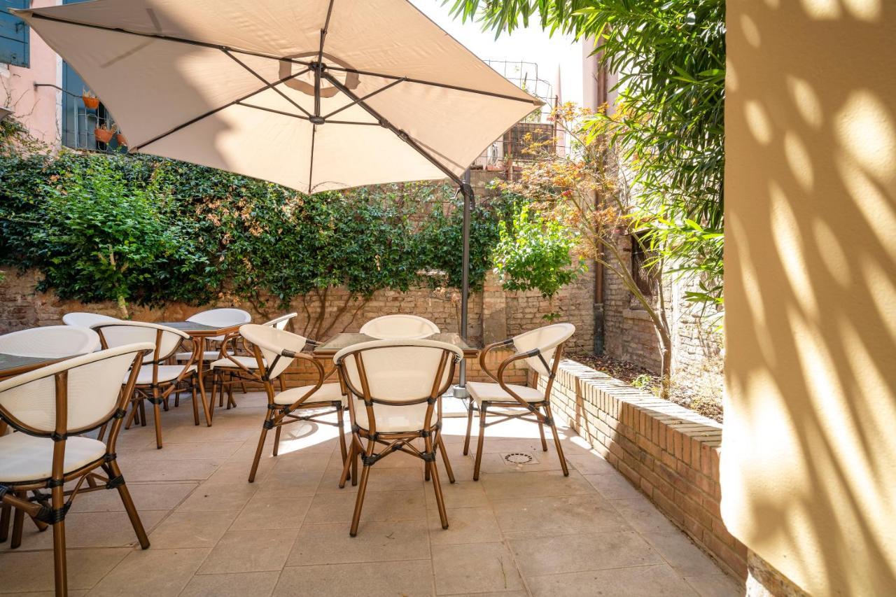 Residenza Centopietre - Dorsoduro Venecia Exterior foto